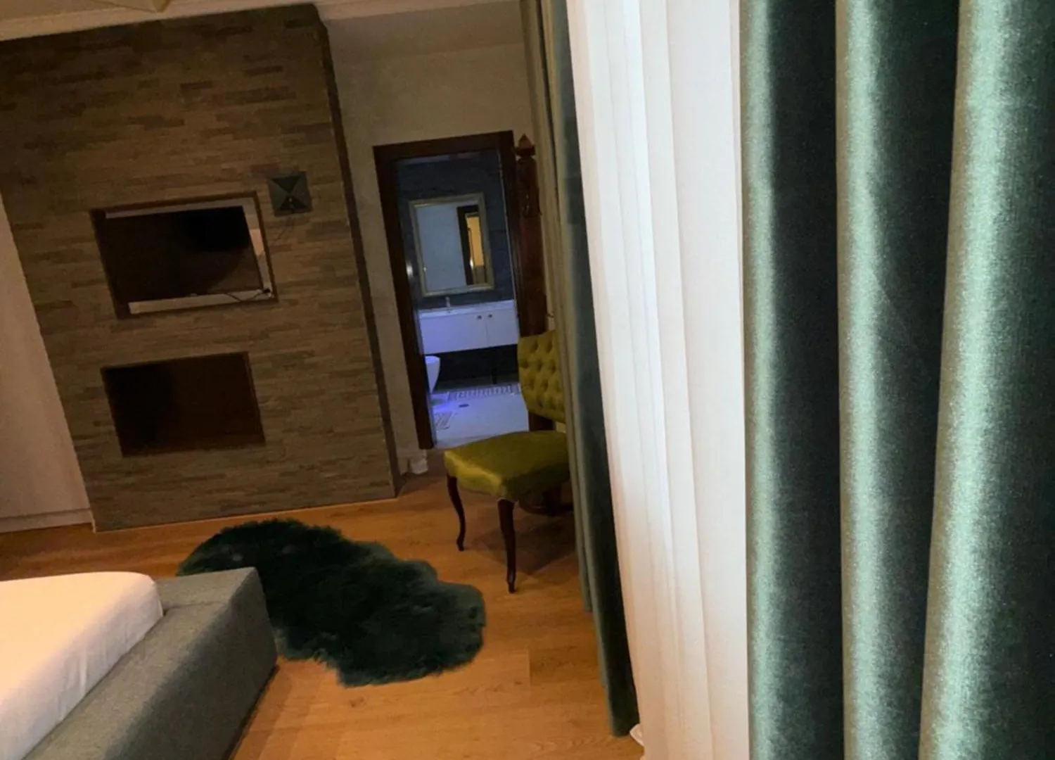 Hotel Euro Τίρανα