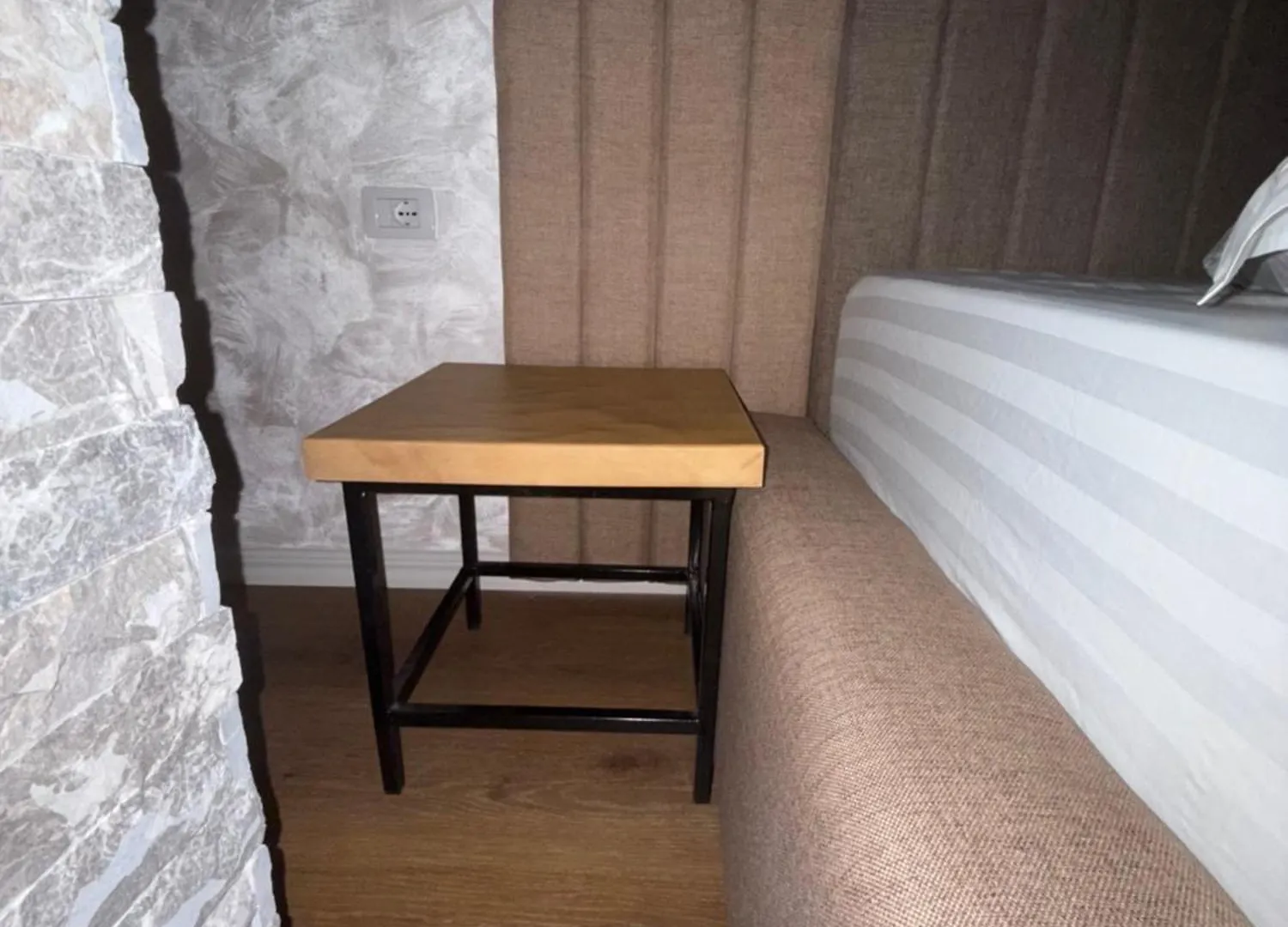 Hotel Euro Τίρανα